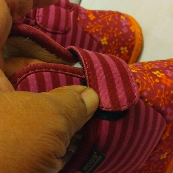 BOGS BOOTS - Picture 6 of 11